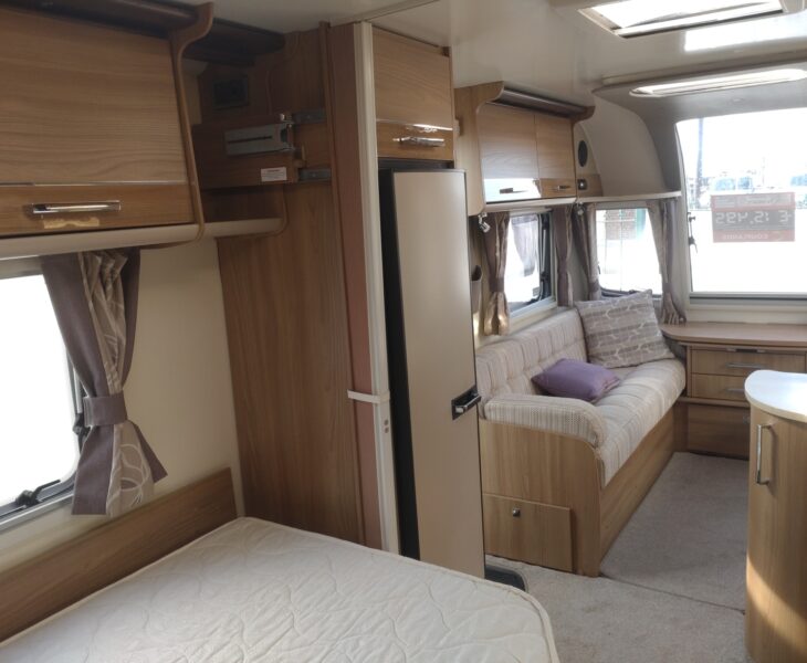 2016 Bailey Unicorn Valencia Interior