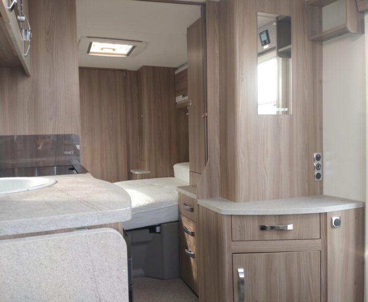 Swift Challenger Histyle 584 Interior