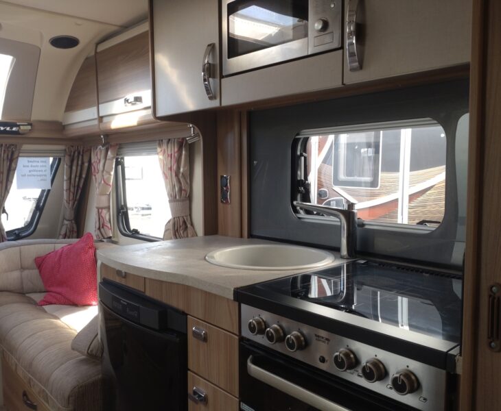 Swift Challenger Histyle 584 Interior