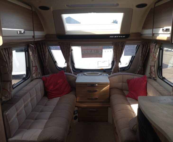 Swift Challenger Histyle 584 Interior
