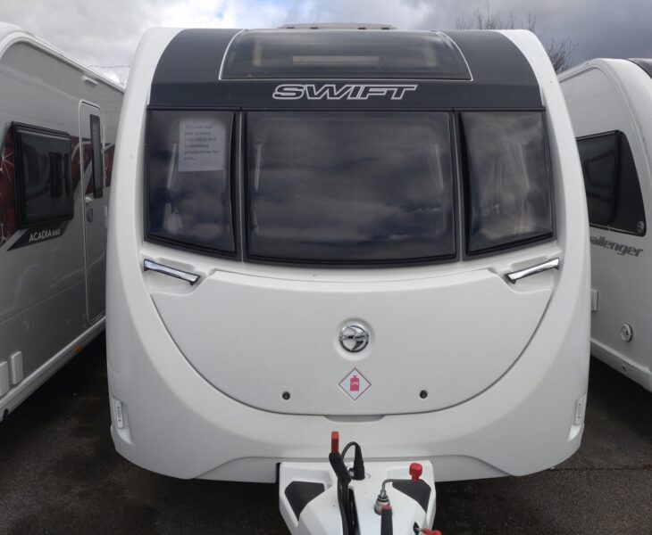 2019 Swift Aventura 4 EB Front