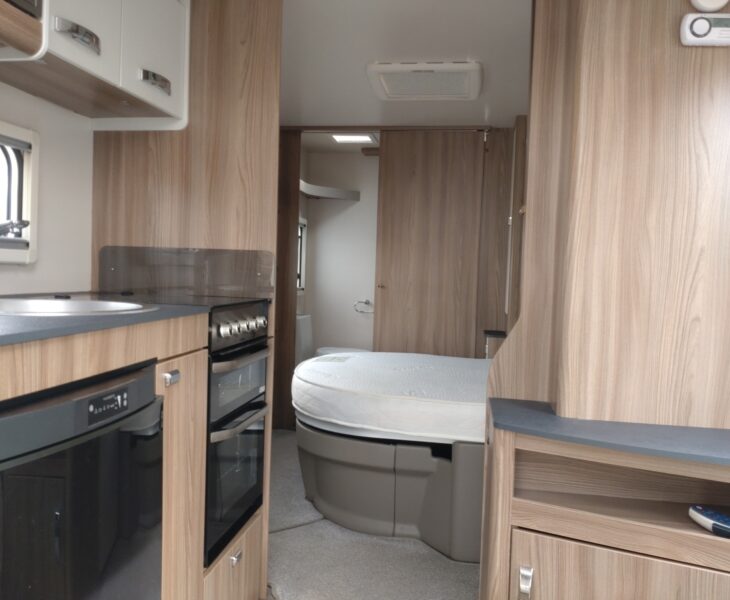 Swift Sunrise 580 Interior