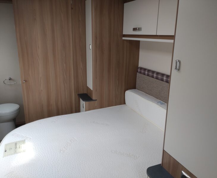 Swift Sunrise 580 Interior