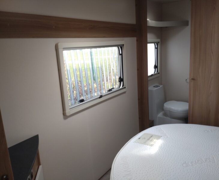 Swift Sunrise 580 Interior