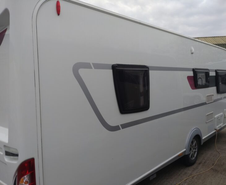 2018 Elddis Affinity 550 Side