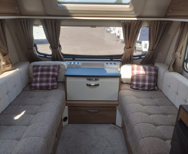 Swift Sprite Super Major 4 SB Interior