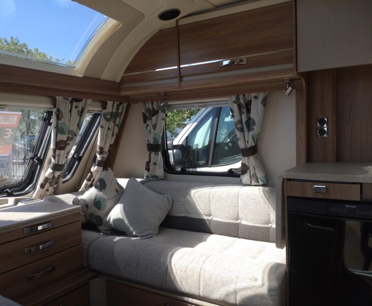 Swift Challenger Sport 584 SR Interior