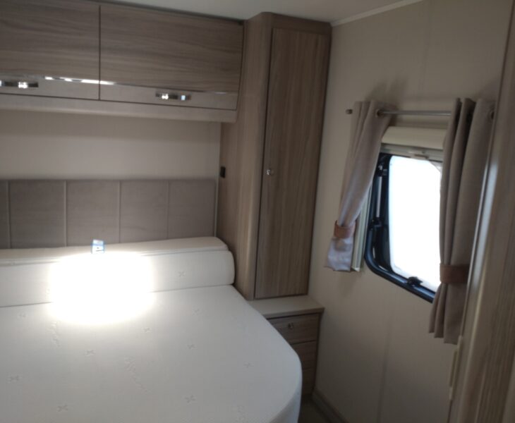 2022 Elddis Avante 550 Interior
