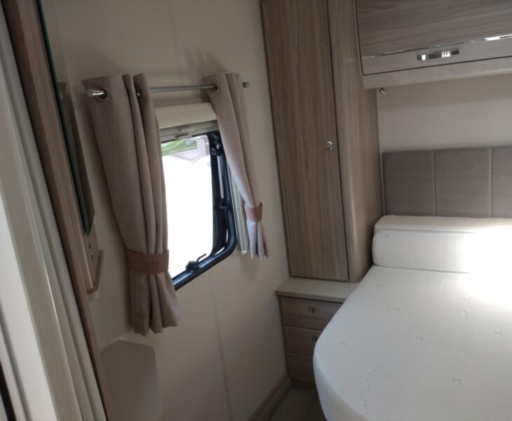2022 Elddis Avante 550 Interior