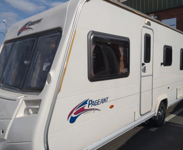 Bailey Pageant Burgundy Nearside