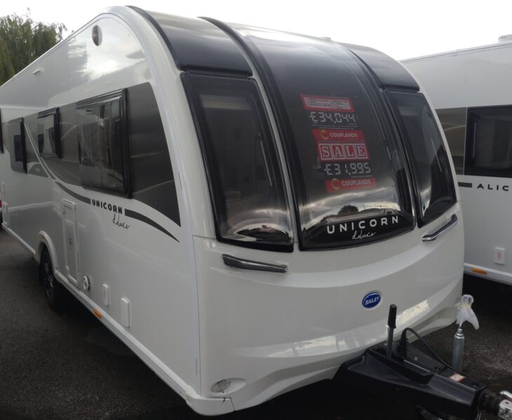 2025 Bailey Unicorn Deluxe Vigo Front