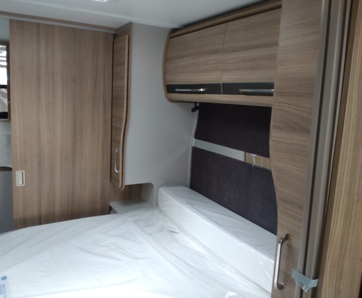 2025 Bailey Unicorn Deluxe Vigo Interior