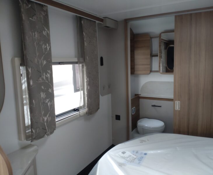 2025 Bailey Unicorn Deluxe Vigo Interior