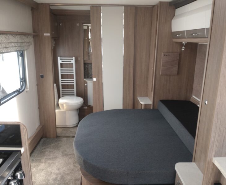2024 Coachman Vip 575 Interior