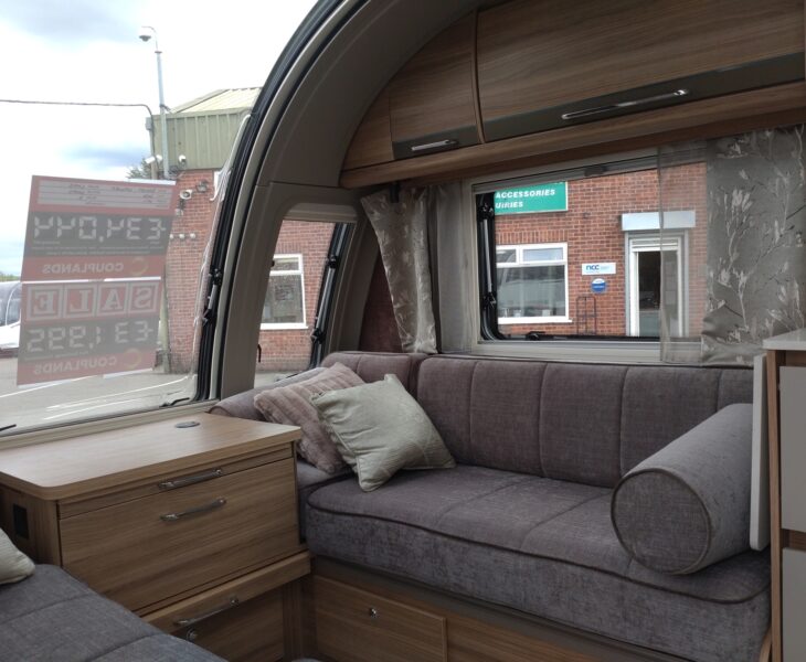 2025 Bailey Unicorn Deluxe Cadiz Interior