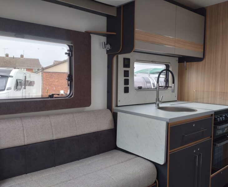 2025 Bailey Adamo 69-4 Interior
