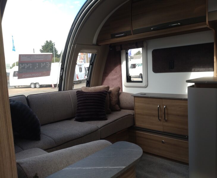 2026 Bailey Alicanto Deluxe Alvor Interior