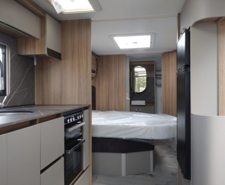 2026 Bailey Alicanto Deluxe Alvor Interior