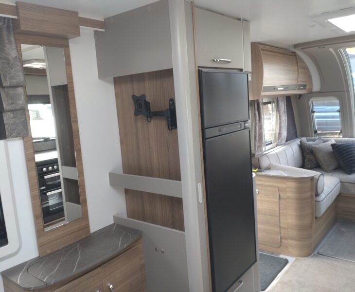 2026 Bailey Alicanto Deluxe Alvor Interior