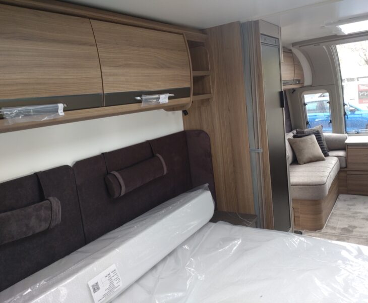 2026 Bailey Alicanto Grande Deluxe Sintra interior