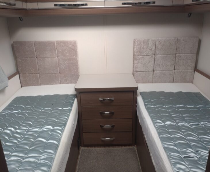 2018 Buccaneer clipper Interior