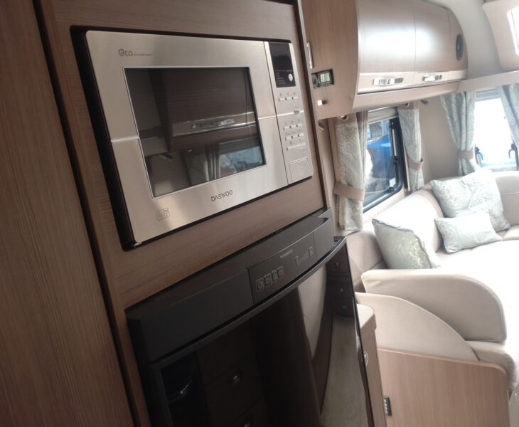 2018 Buccaneer clipper Interior