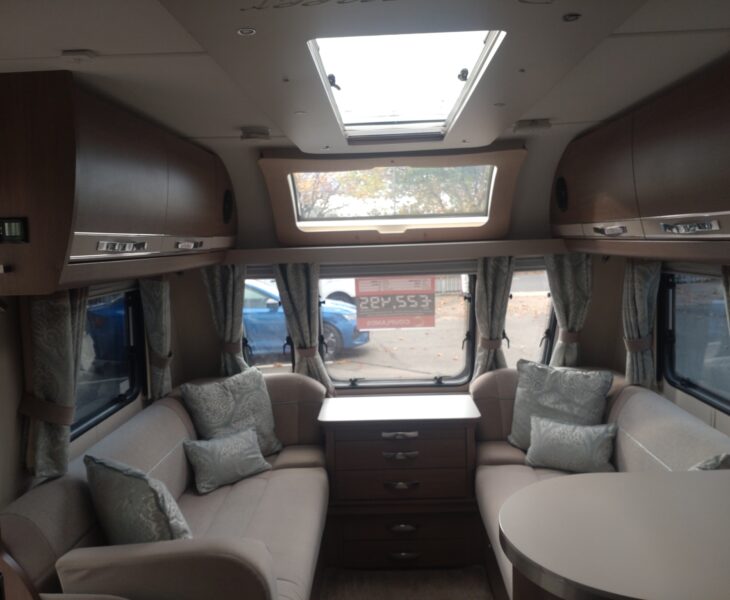 2018 Buccaneer clipper Interior