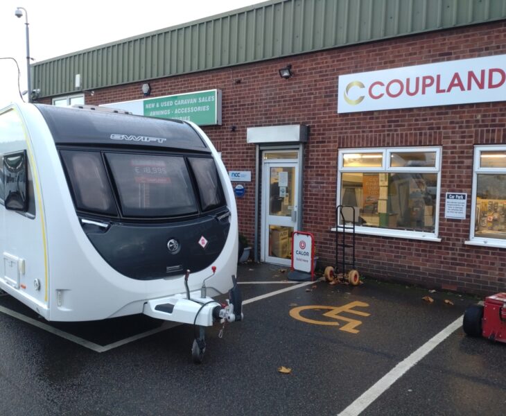 2016 Swift Challenger 560 Front