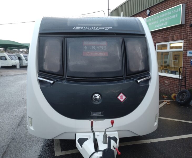 2016 Swift Challenger 560 Front