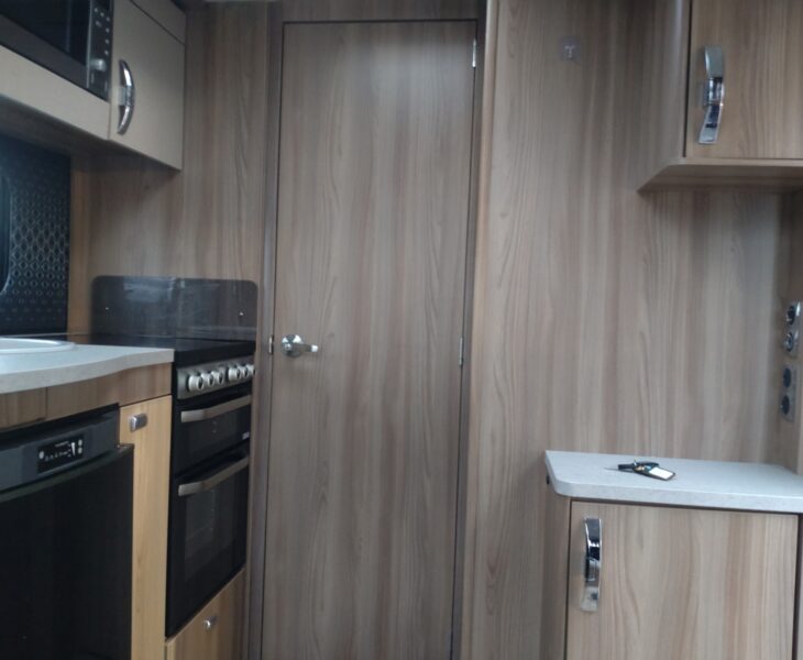 2016 Swift Challenger 560 Interior