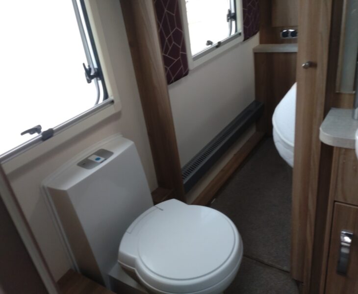 2016 Swift Challenger 560 Interior