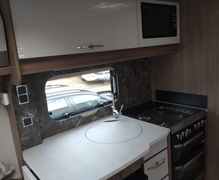 2026 Coachman Vip 545 exterior