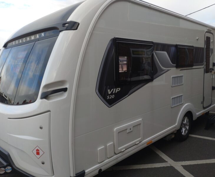 2022 Coachman Vip 520/3 exterior