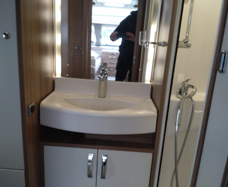 2017 Bessacarr Cameo 495 interior