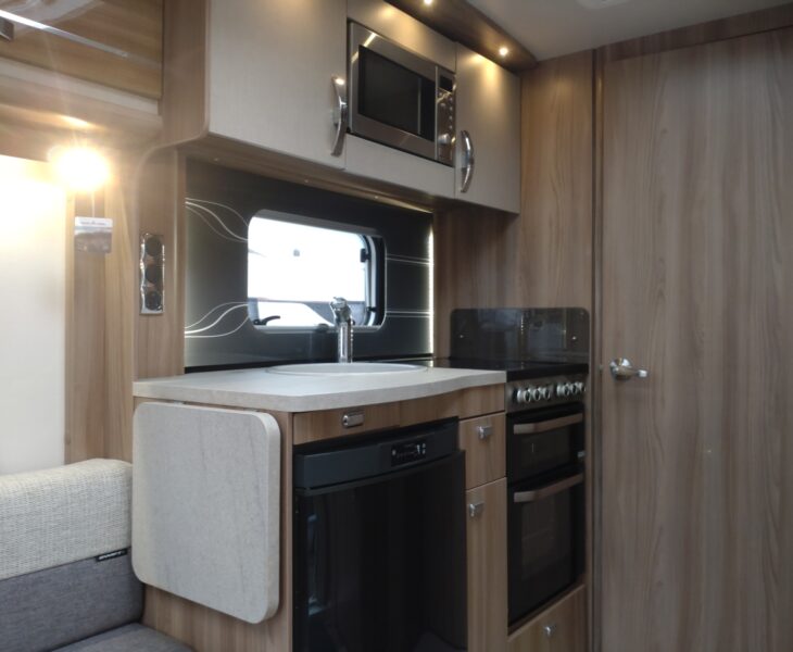 2018 Swift Challenger 560 Interior