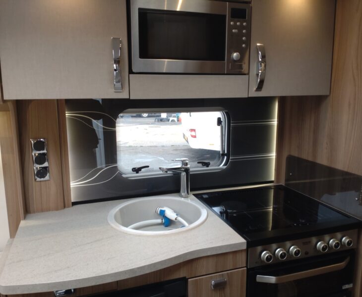 2018 Swift Challenger 560 Interior