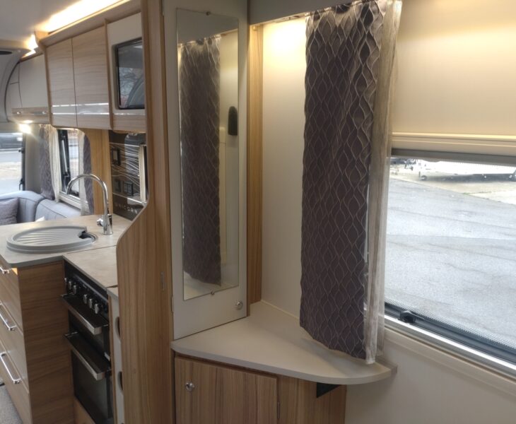 2023 Bailey Unicorn Vigo interior