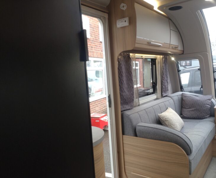 2023 Bailey Unicorn Vigo interior
