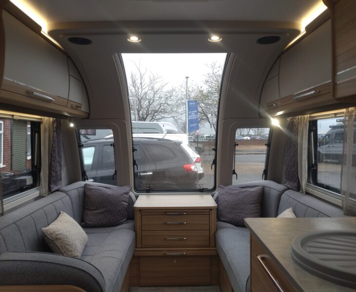 2023 Bailey Unicorn Vigo interior