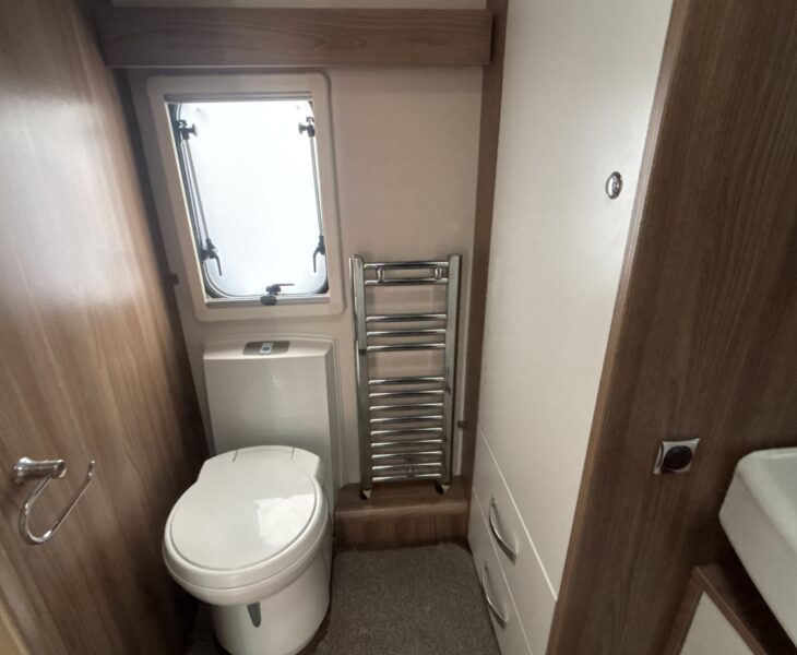 2018 Swift Elegance 530 washroom