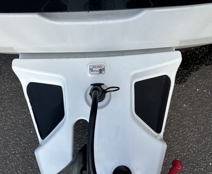 2019 Swift Challenger Hi-Style 580 Front