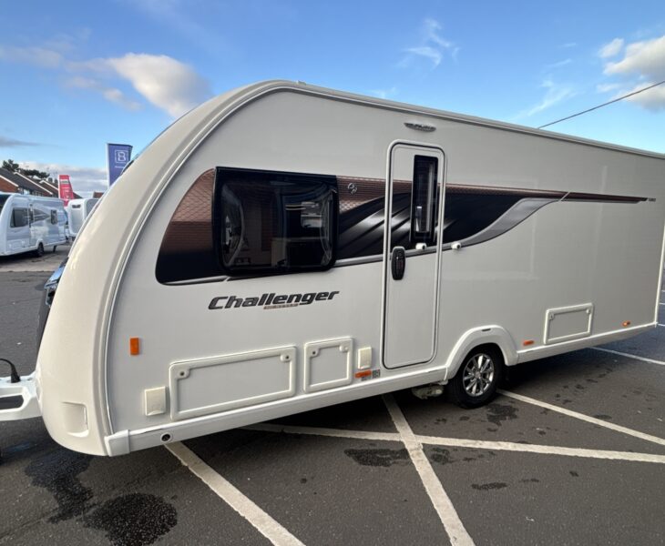 2019 Swift Challenger Hi-Style 580 Side