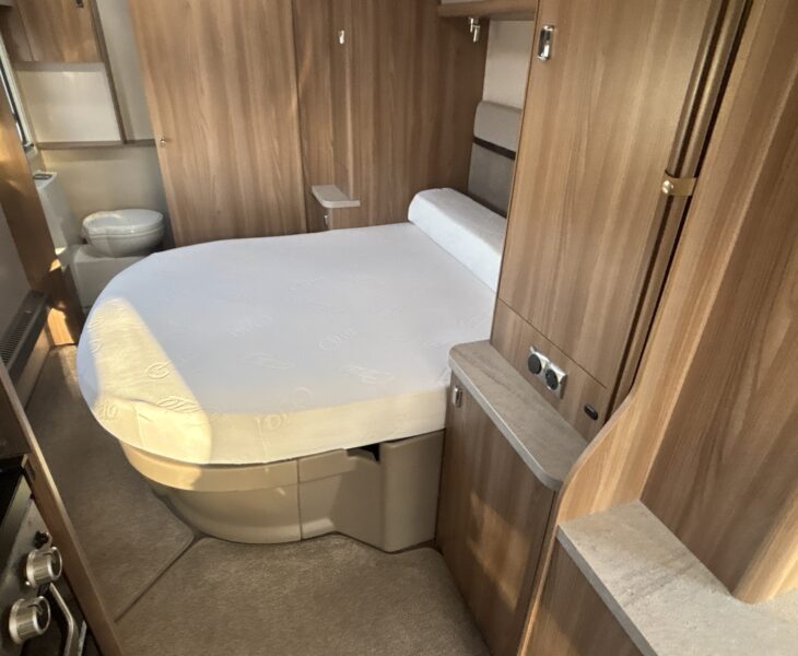 2019 Swift Challenger Hi-Style 580 Interior