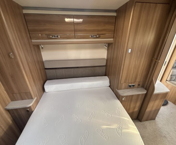 2019 Swift Challenger Hi-Style 580 Interior