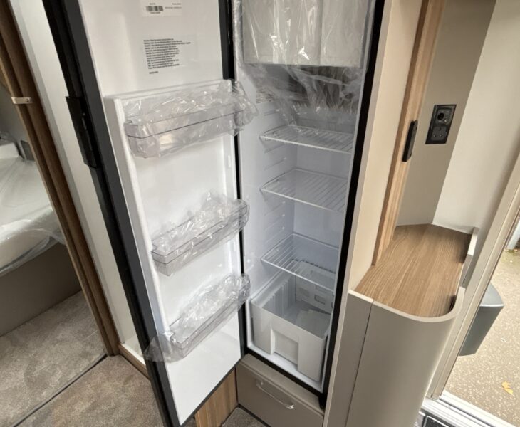 2026 Bailey Unicorn Deluxe Cabrera Interior