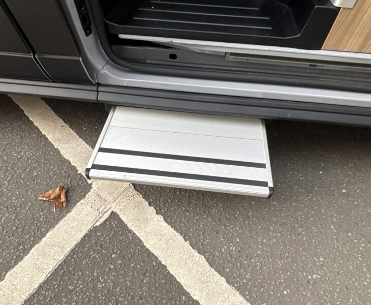 2026 Bailey Endurance E65 Electric Step