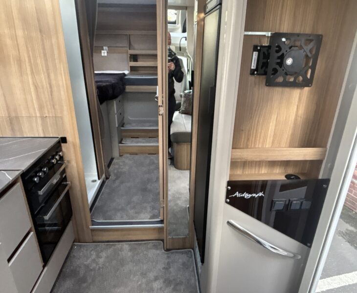 Bailey Autograph 79-4T Rear view