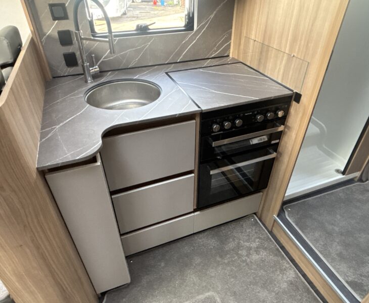 Bailey Autograph 79-4T Kitchen