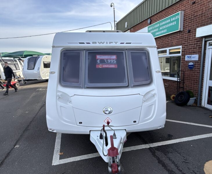 2009 Swift Challenger 540 front