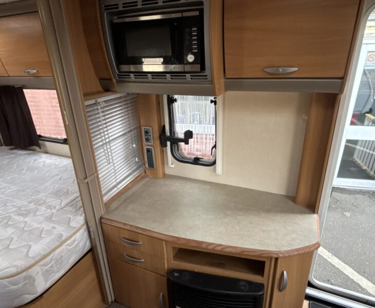 2009 Swift Challenger 540 dresser